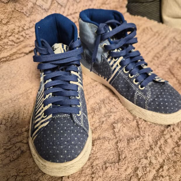 나이키 블레이저 하이탑 스니커즈