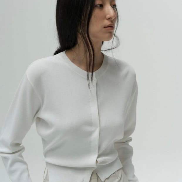 아모멘토 컷아웃 가디건