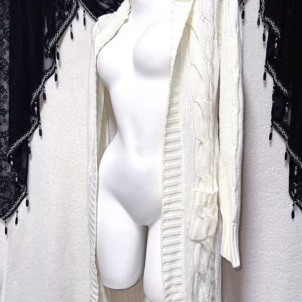 화이트 니트 꽈배기 후드 롱가디건 달천 로맨틱갸루 로걀 윈터페어리 핀터