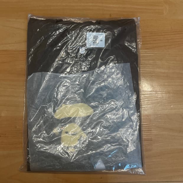 베이프 아디다스 반팔 