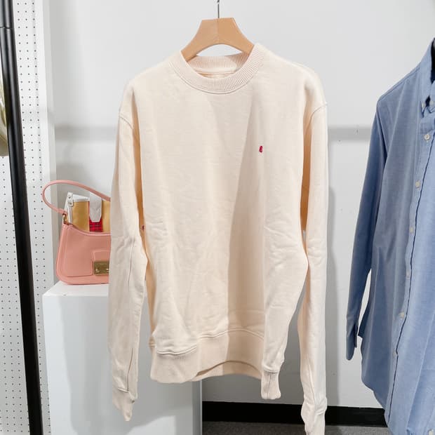 (정품/새상품) 뉴발란스 공용 베이지 USA 코어 자수 로고 맨투맨