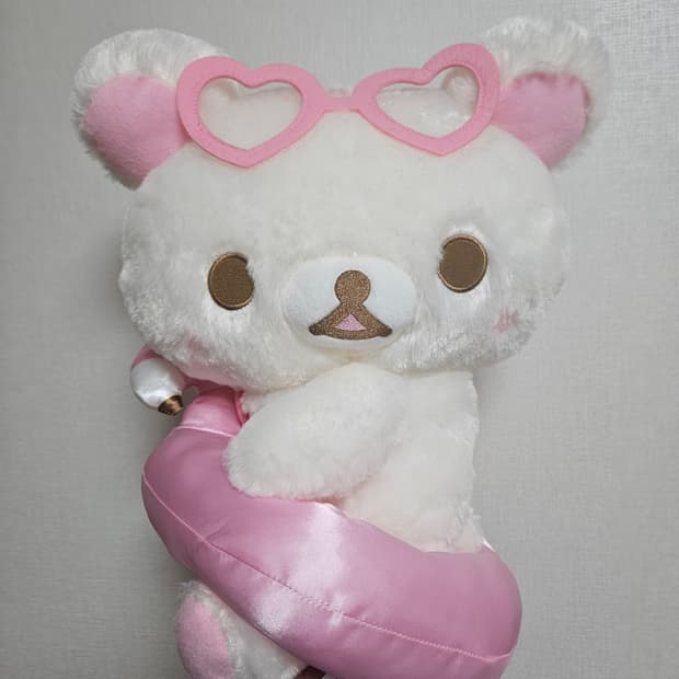 홍학튜브 탄 코리락쿠마