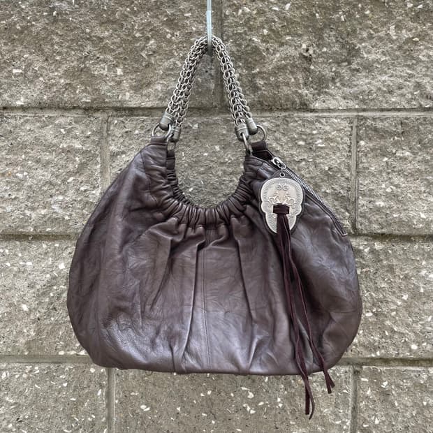 [OS] THOMAS WYLDE 브라운 레더 체인 숄더백