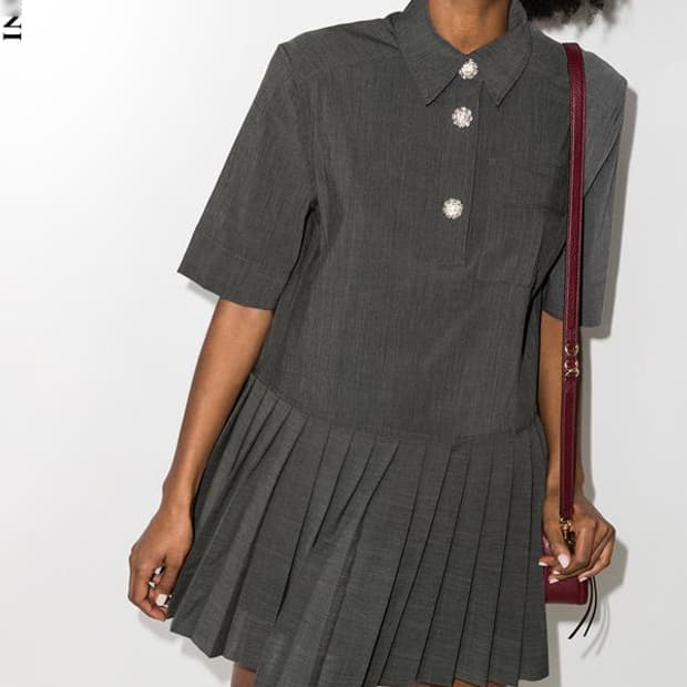 가니 Ganni 보석 단추 플리츠 원피스