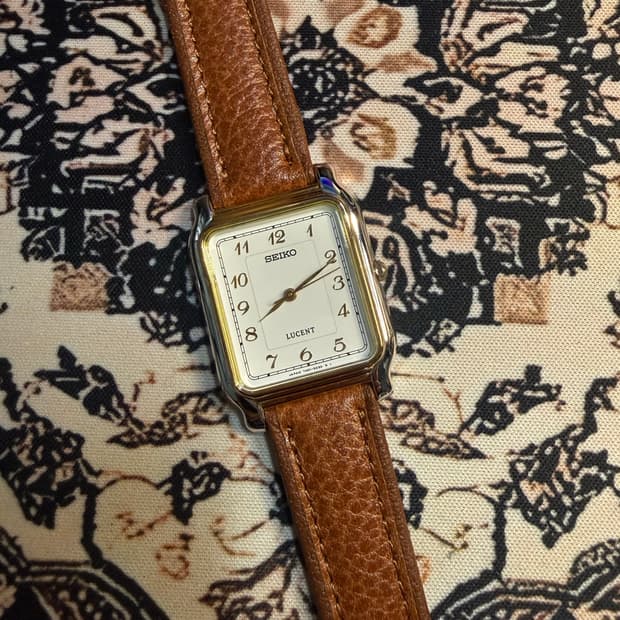 SEIKO 빈티지 쿼츠 시계