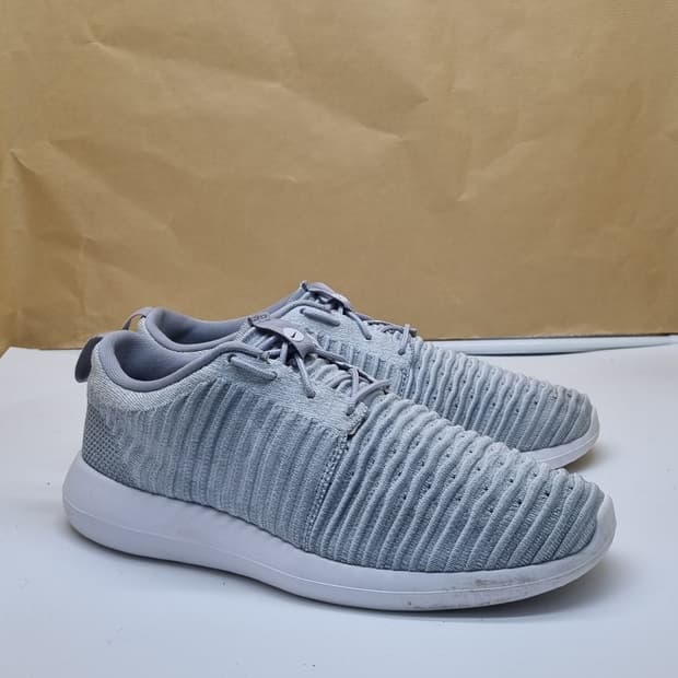 나이키 로쉬투 플라이니트 남성운동화270.