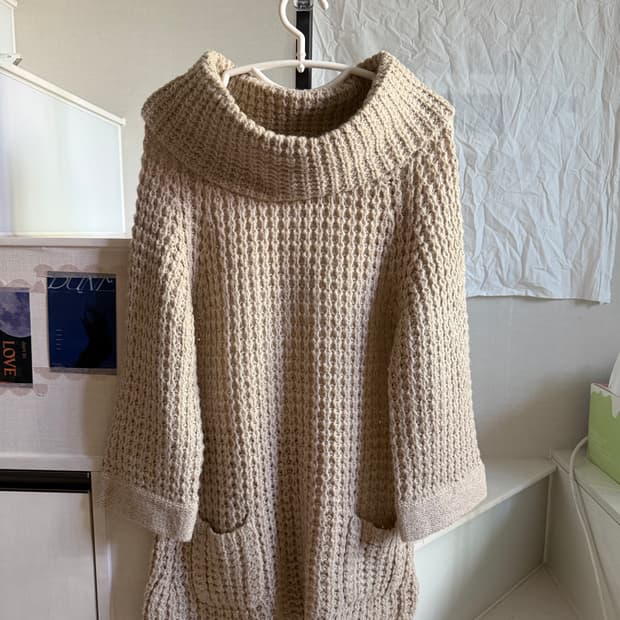 빈티지 포켓 터틀넥 스웨터