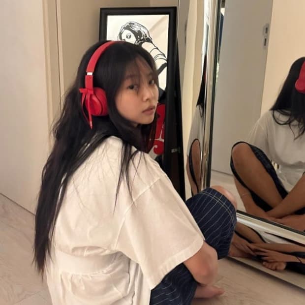 비츠 솔로4 제니 스페셜 에디션 헤드폰 루비 레드