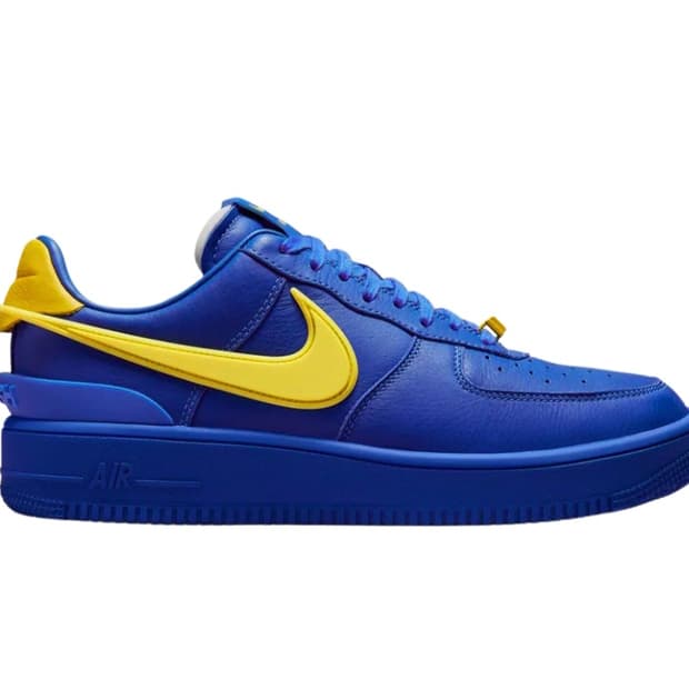 나이키 앰부쉬 에어포스 1로우 SP 게임 로얄 앤 비비드 설퍼