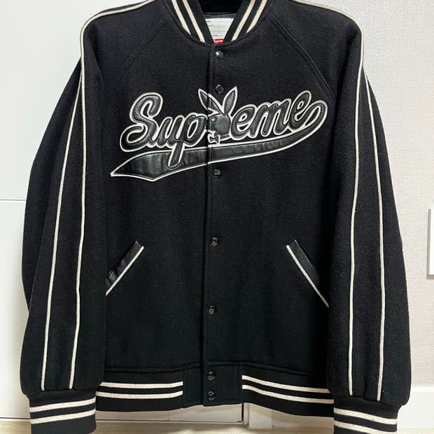 [L] 슈프림 17FW 플레이보이 바시티 자켓 블랙