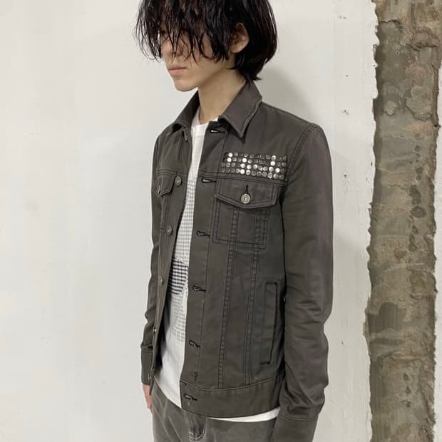 노 아이디 스터드 코팅 자켓