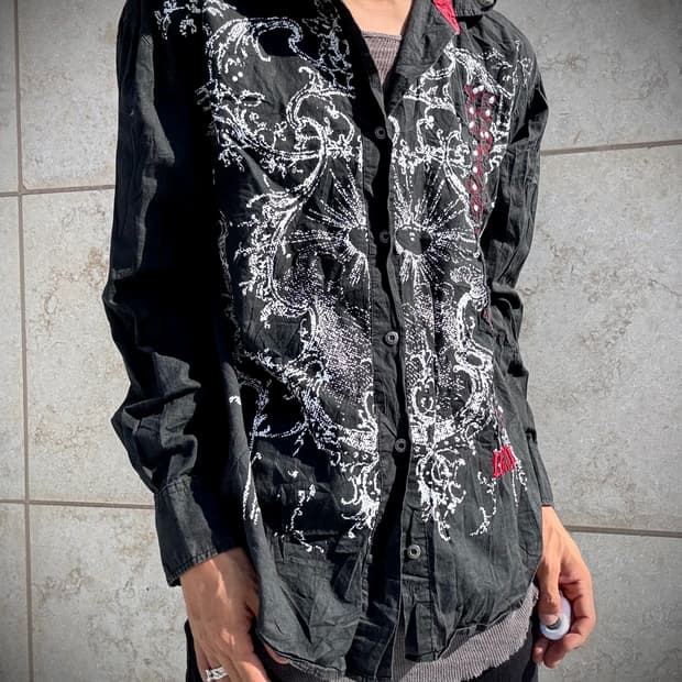 “Vintage” 00’s V-Kei Gothic Print Shirts