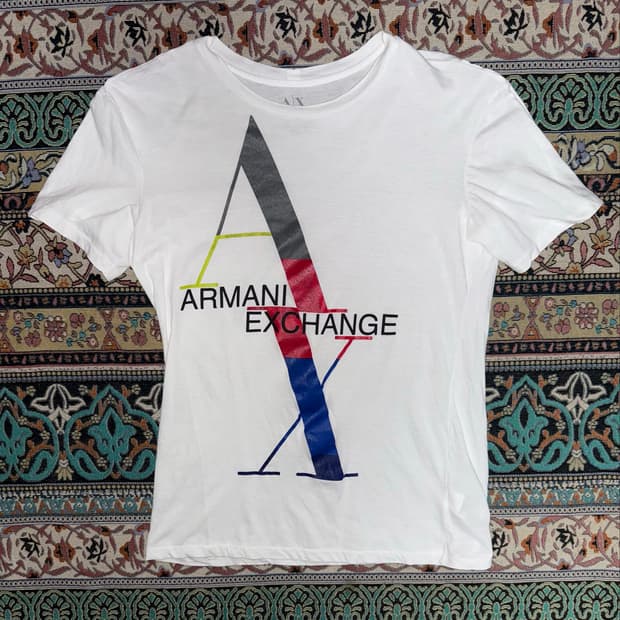 Armani Exchange 로고 컬러프린팅 반팔 티셔츠