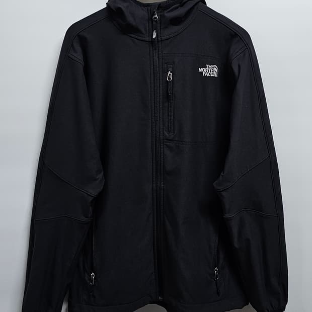 노스페이스 블랙 후드 소프트쉘 자켓 M