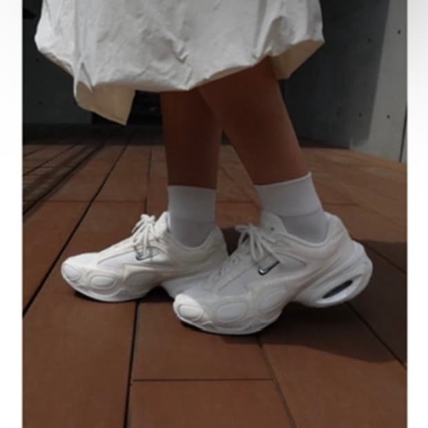 나이키 에어맥스 뮤즈 235