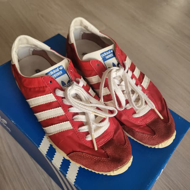 아디다스 빈티지 1609er(230)