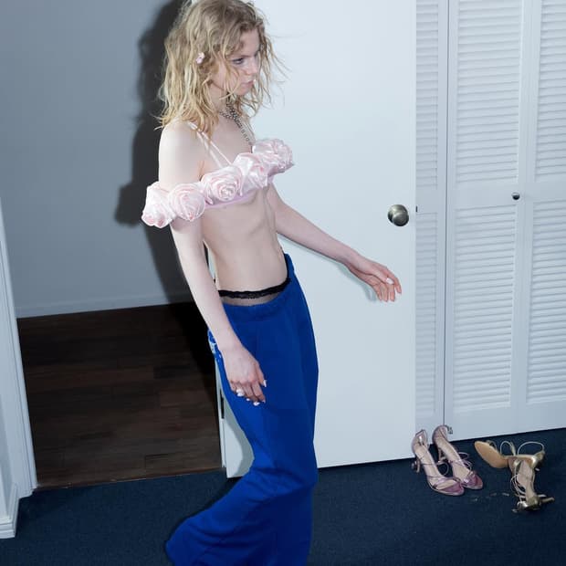 ans dotsloevner 안스 도츠로에브너 화이트 뷔스티에