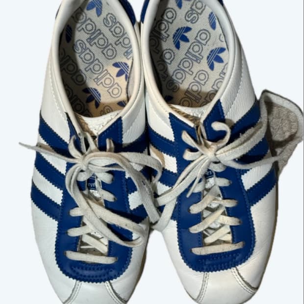 아디다스 런던 다크마린 235