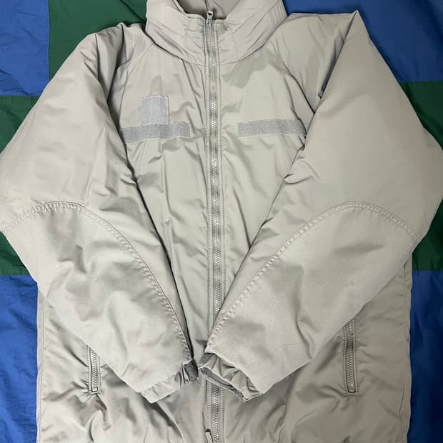 [판매] 미군 레벨7 프리마로프트 패딩MR