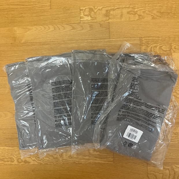 [XL] 이지 갭 포에틱 그레이 롱슬리브 XL