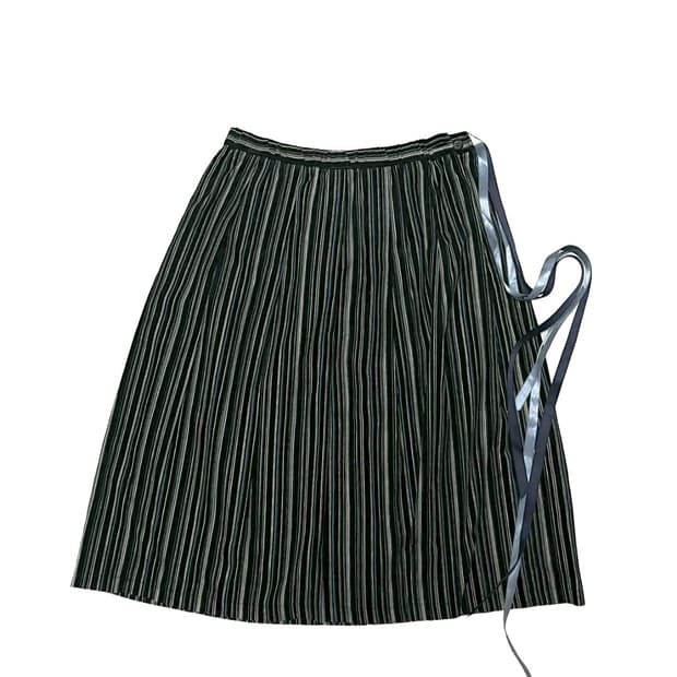 Corduroy stripe skirt