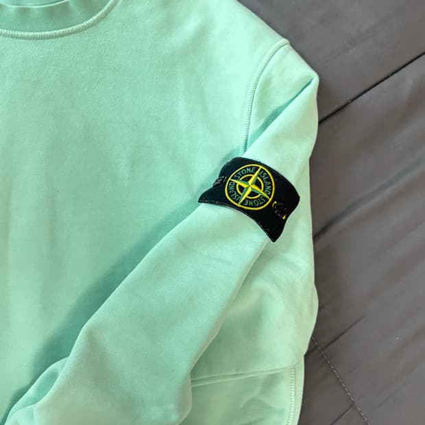 스톤아일랜드 맨투맨 3xl 아쿠아 색상