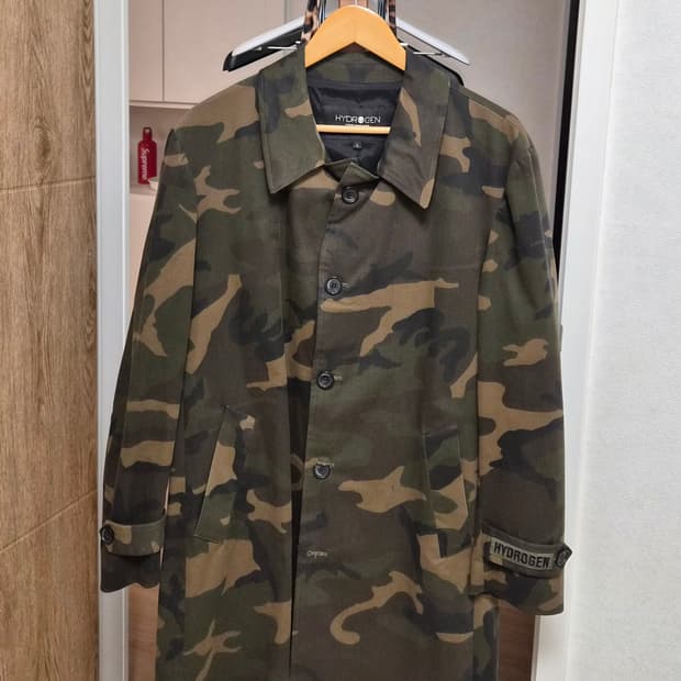 하이드로겐 카모플라쥬 패턴 야상 코트 판매