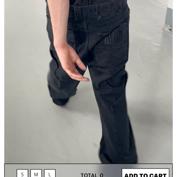 플라스틱 프로덕트  MPa CALF POCKET PANTS (BLACK)