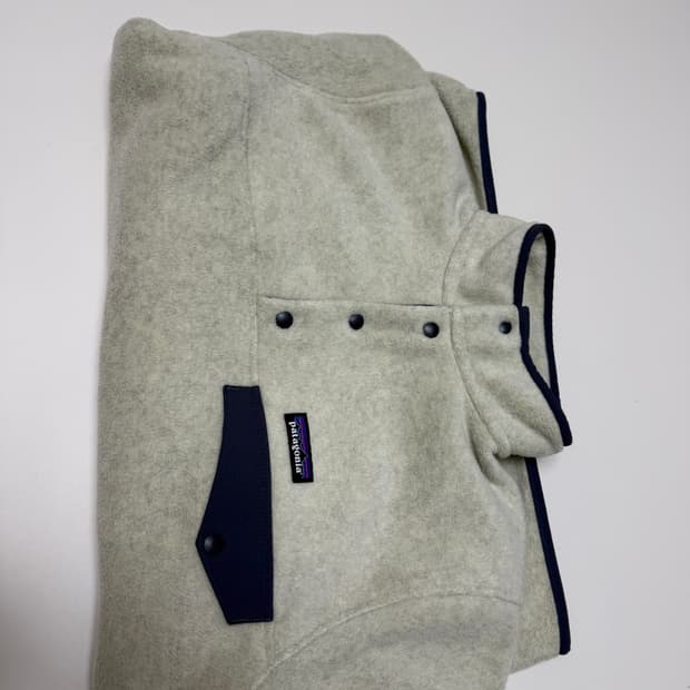 신품급) 파타고니아 신칠라 오트밀 M사이즈 팝니다