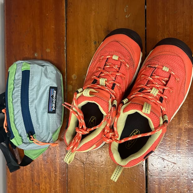Keen 운동화 230