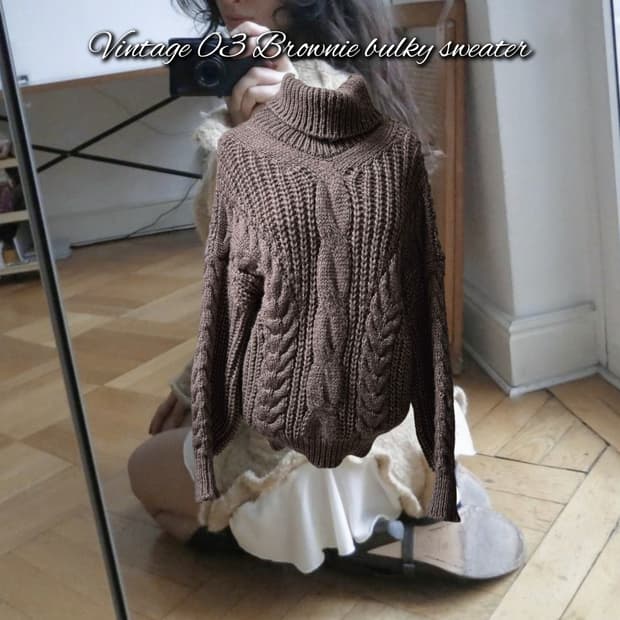 Vintage 03 Brownie bulky sweater