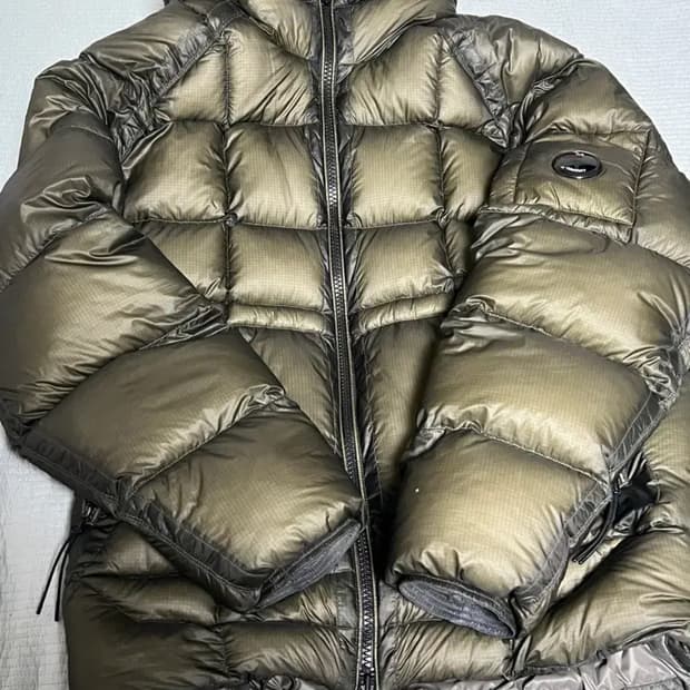 [XL] CP 컴퍼니 DD쉘, 디디쉘 패딩 올리브 나이트