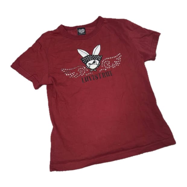 러브이스트루 반팔티