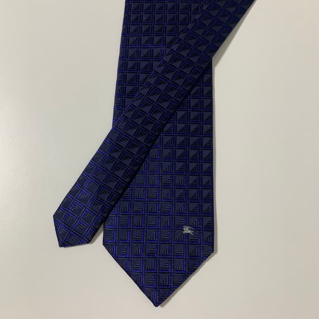버버리(BURBERRY) 명품넥타이 100실크 최상급 9.5cm