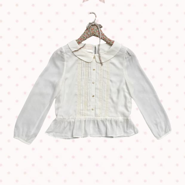 로디스포토 화이트 레이스 카운드카라 블라우스