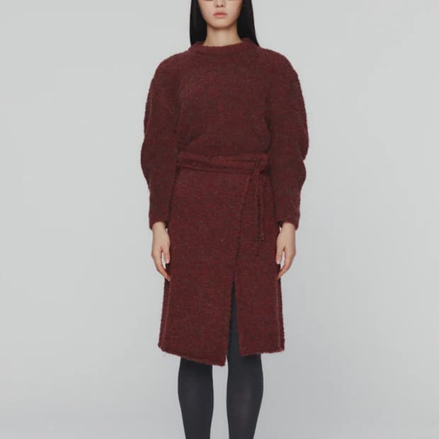 아모멘토 믹스 부클 크롭 니트