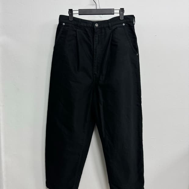 꼼데가르송 옴므 테이퍼드핏 원턱 워크팬츠 S