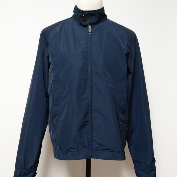 버버리 런던 네이비 블루종 패커블 자켓 (L)

