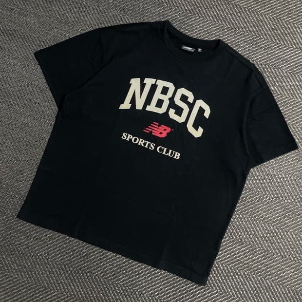 뉴발란스 NBSC 레터링 빅로고 반팔 티셔츠y 5574