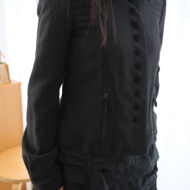 Button tailored jacket