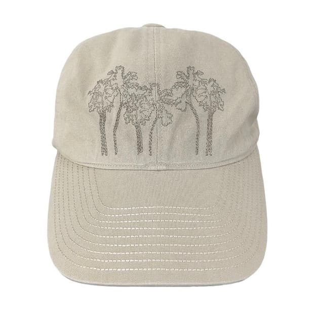 더콜디스트모먼트 모자