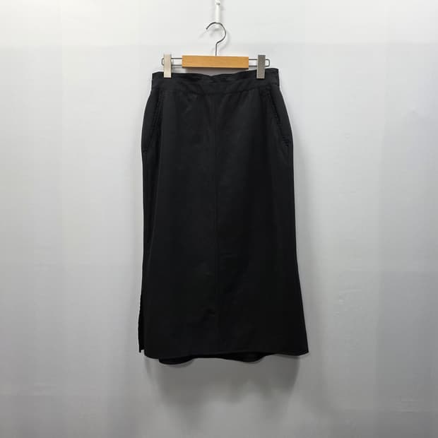 1186 마인 한섬 mine 블랙 H라인 포켓 스커트 64