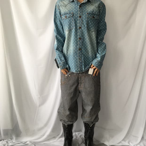 Dot pattern pocket point shirt