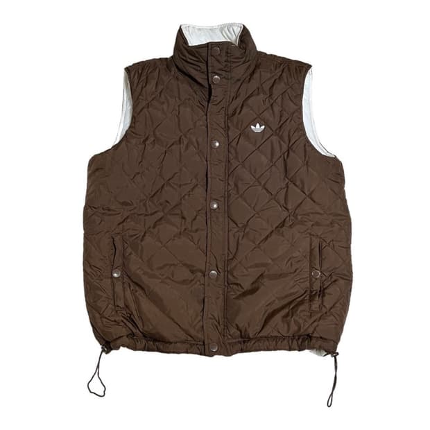 아디다스 브라운 화이트 퀄팅 양면조끼