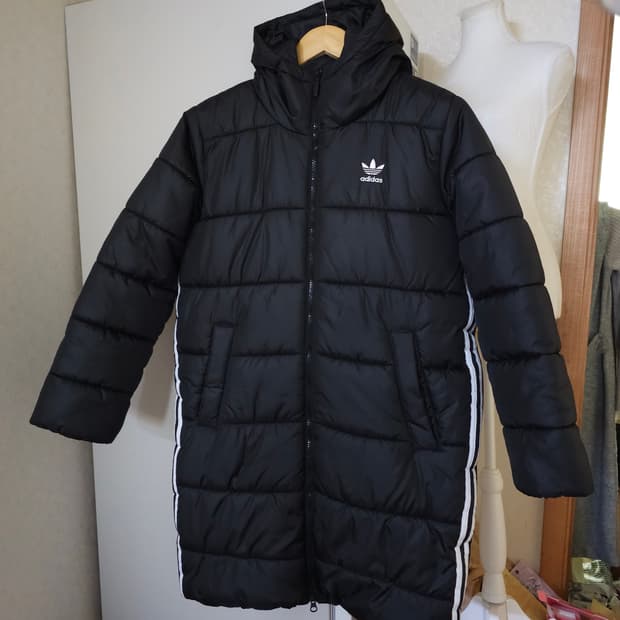 아디다스 후드패딩