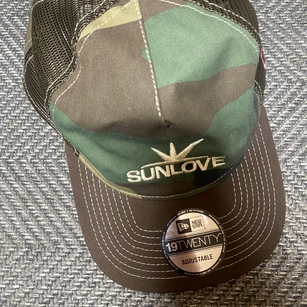 썬러브x뉴에라 캡모자 라이즈 소희 착용