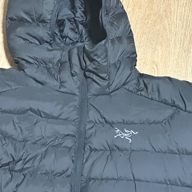 아크테릭스 세륨후디 블랙 M size 새상품