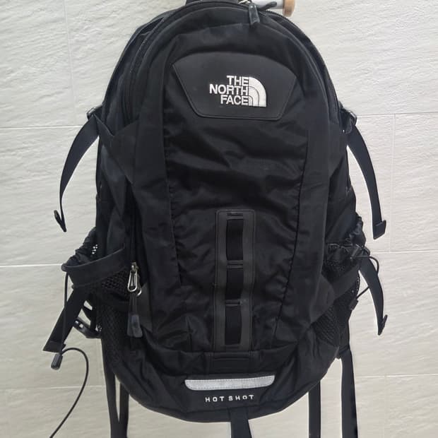 노스페이스 핫샷 블랙 백팩