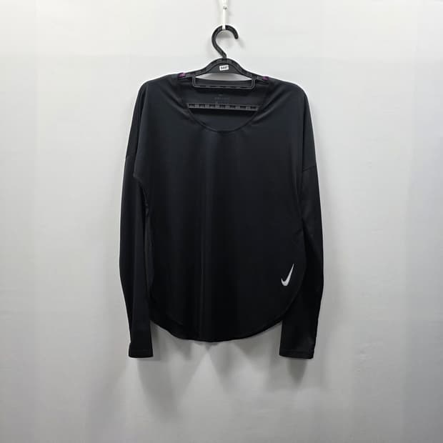 0163 나이키 우먼스 시티 슬리크 드라이핏 긴팔 티셔츠