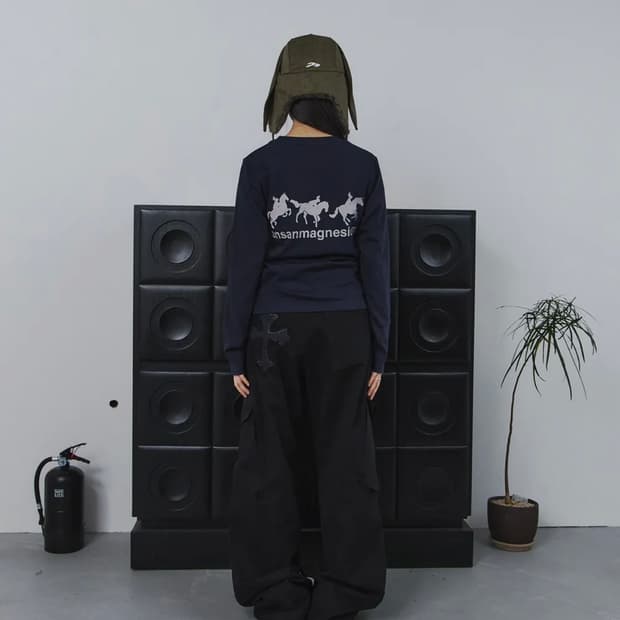 홀스 래빗 롱슬리브(네이비) 판매합니다